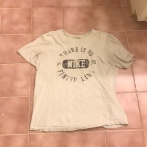 Mens Nike T Shirt Size Medium Cream